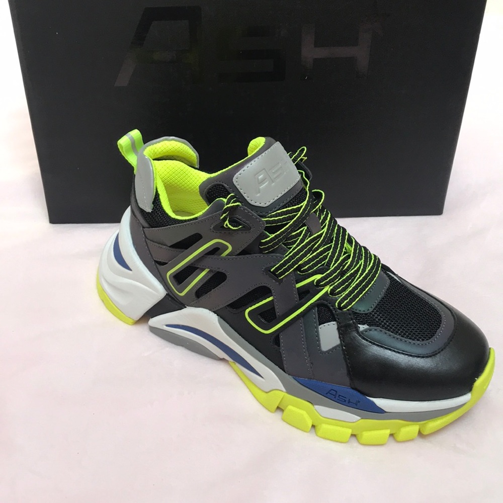 ASH SNEAKERS